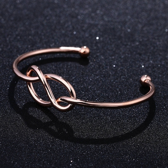 Love Knot Bracelet Silver - Picture 3 of 5